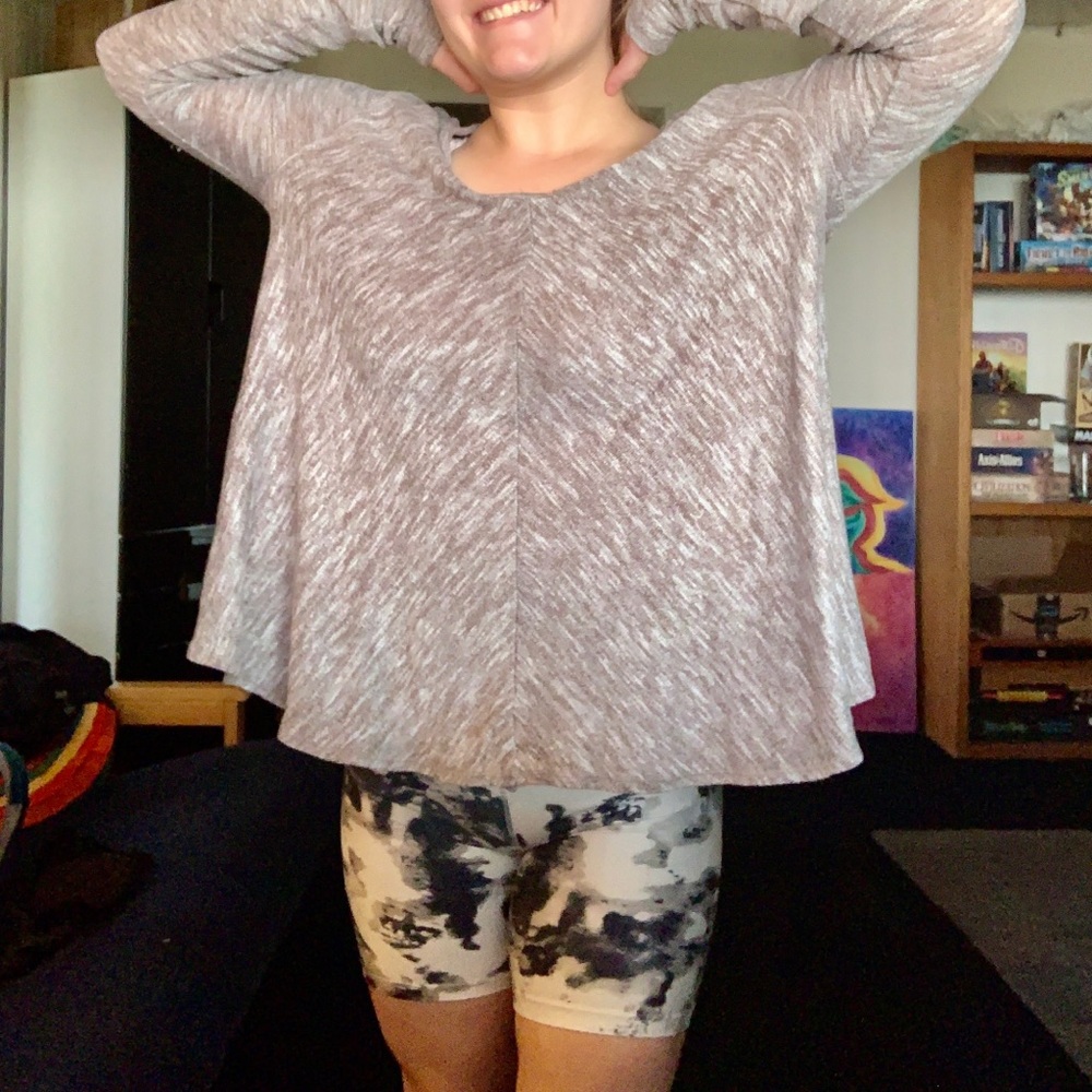 Sweater - Picture 5 of 7